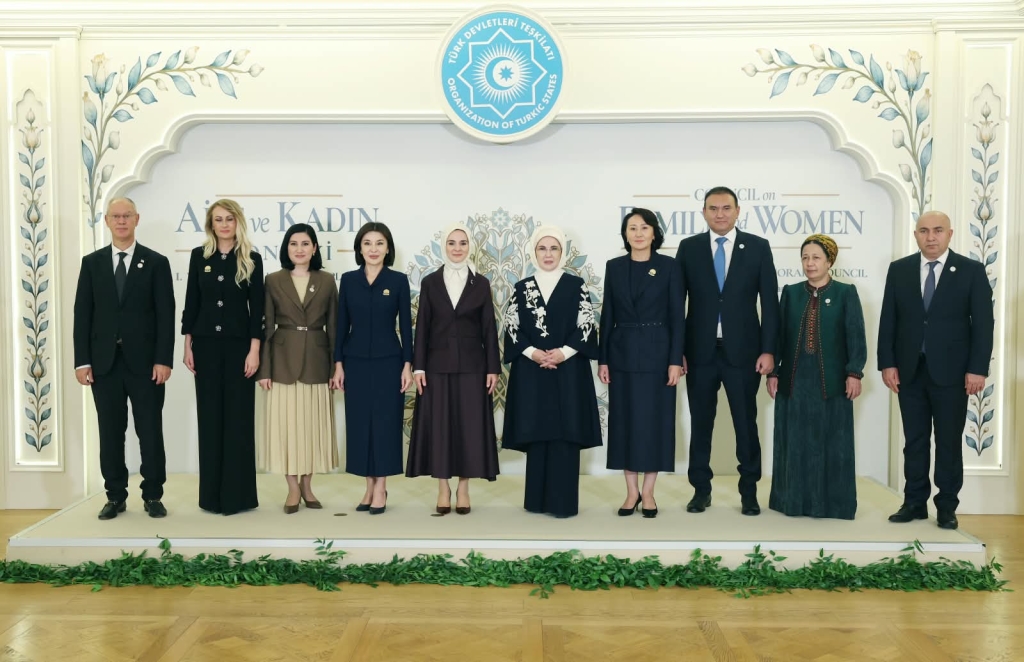 Nilden Bektaş Erhürman konuşurken, Kıbrıs Türk kadınlarının geleceği vurgulanıyor