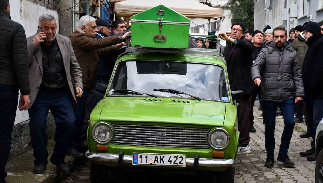 Vasiyeti yerine getirildi, “Murat 124” ile tabutu taşındı