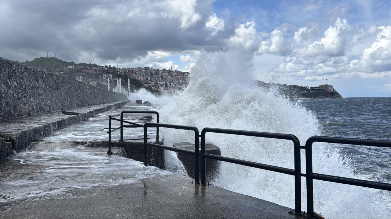Meteoroloji'den 18 il için turuncu ve sarı kodlu uyarı