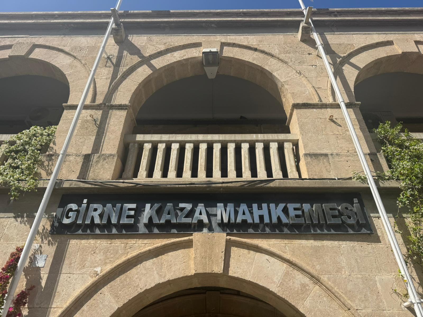 ”Vekaletname sahteleme” soruşturması… Zanlı A.T, üç gün tutuklu kalacak – BRTK