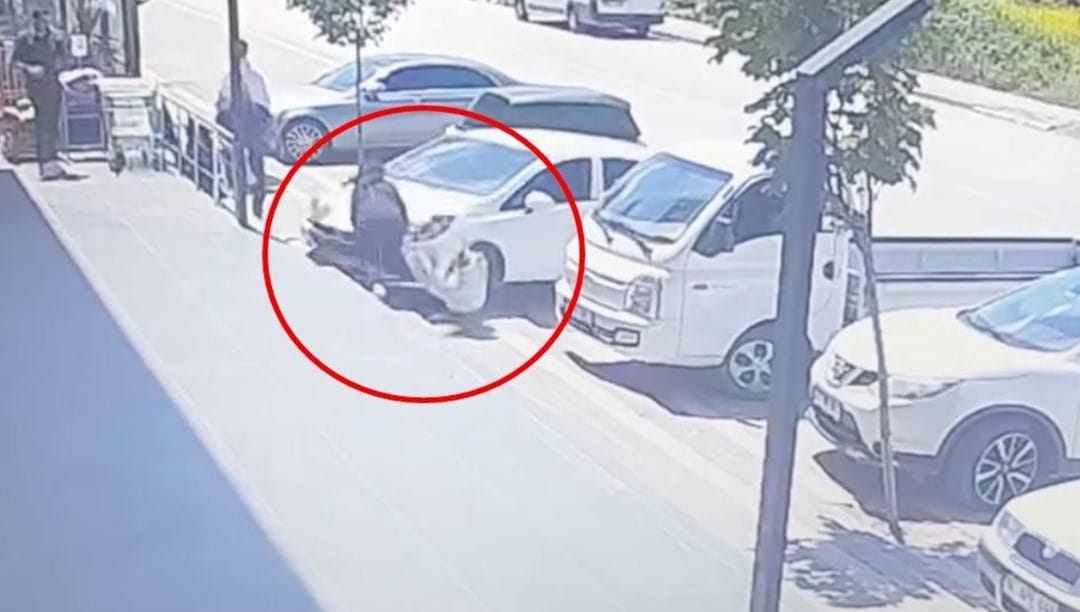 Yalova’da feci olay: Fren yerine gaza bastı, lise öğrencisi aracın altında kaldı