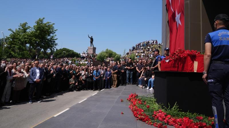 Zeyrek bugün son yolculuğuna uğurlandı – BRTK