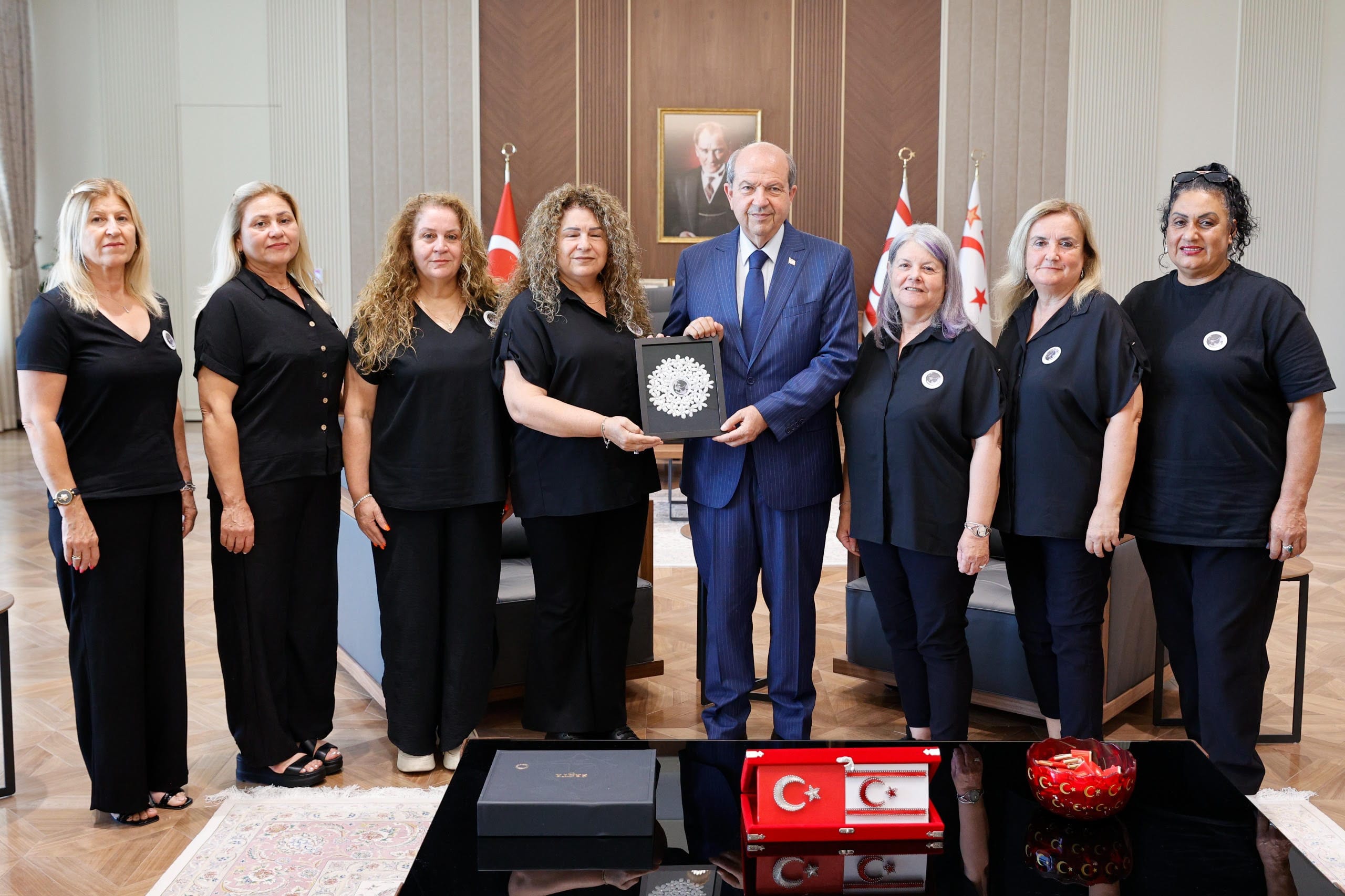 Cumhurbaşkanı Tatar, Mormenekşe Çağdaş Kadınlar Derneği heyetini kabul etti – BRTK