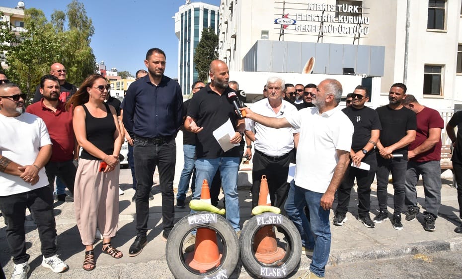 EL-SEN, KIB-TEK önünde basın açıklaması yaptı – BRTK