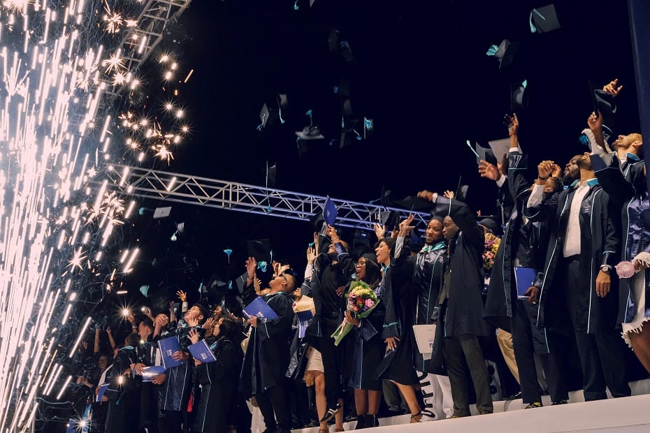 Bahçeşehir Kıbrıs Üniversitesi mezuniyet töreni yapıldı – BRTK