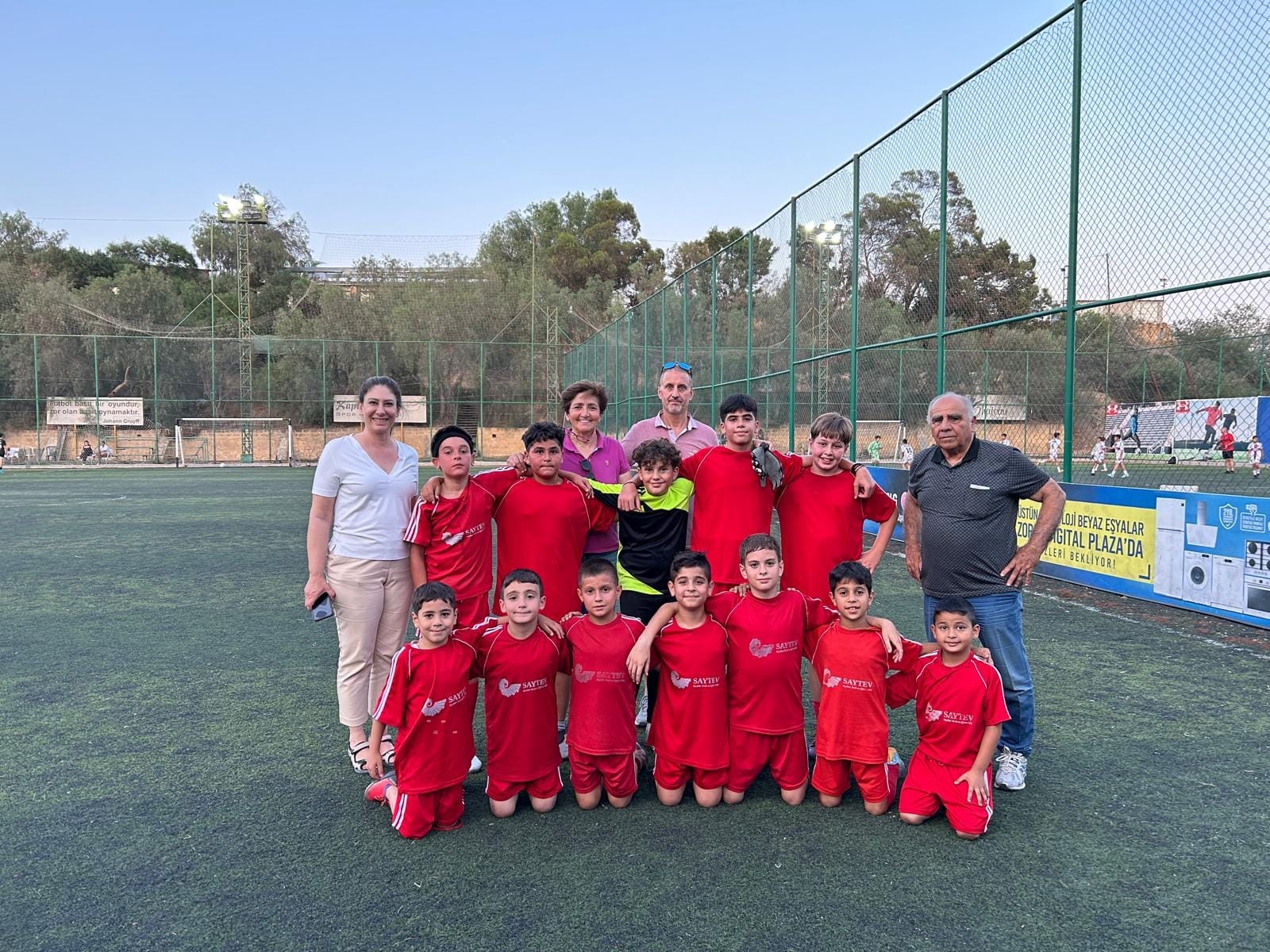 Naci Talat Halı Saha Anı Turnuvası’nda yarı finaller oynanıyor – BRTK