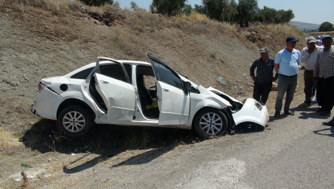 Kilis’te otomobiller çarpıştı: Yaralılar var – Son Dakika Türkiye Haberleri
