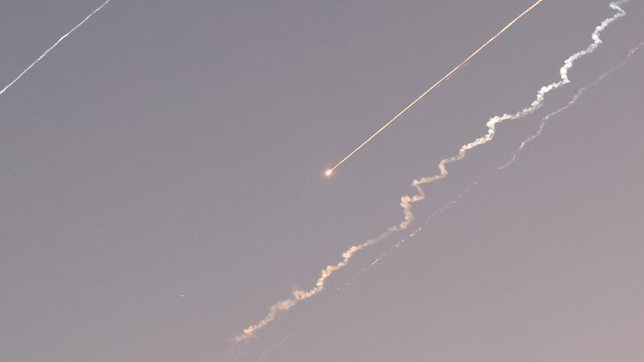 İsrail ve İran karşılıklı saldırılara devam ediyor