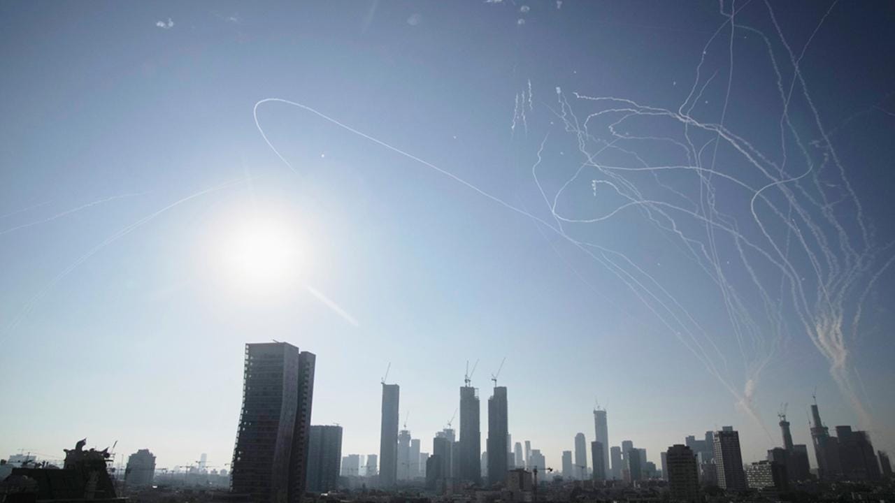 İran İsrail’e yeniden füze saldırısı başlattı