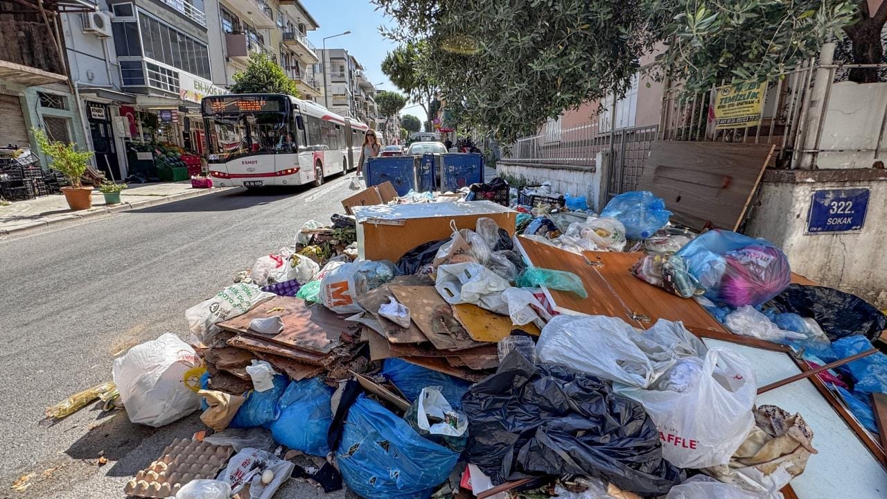 İzmir sokakları çöp kokuyor – Son Dakika Haberleri