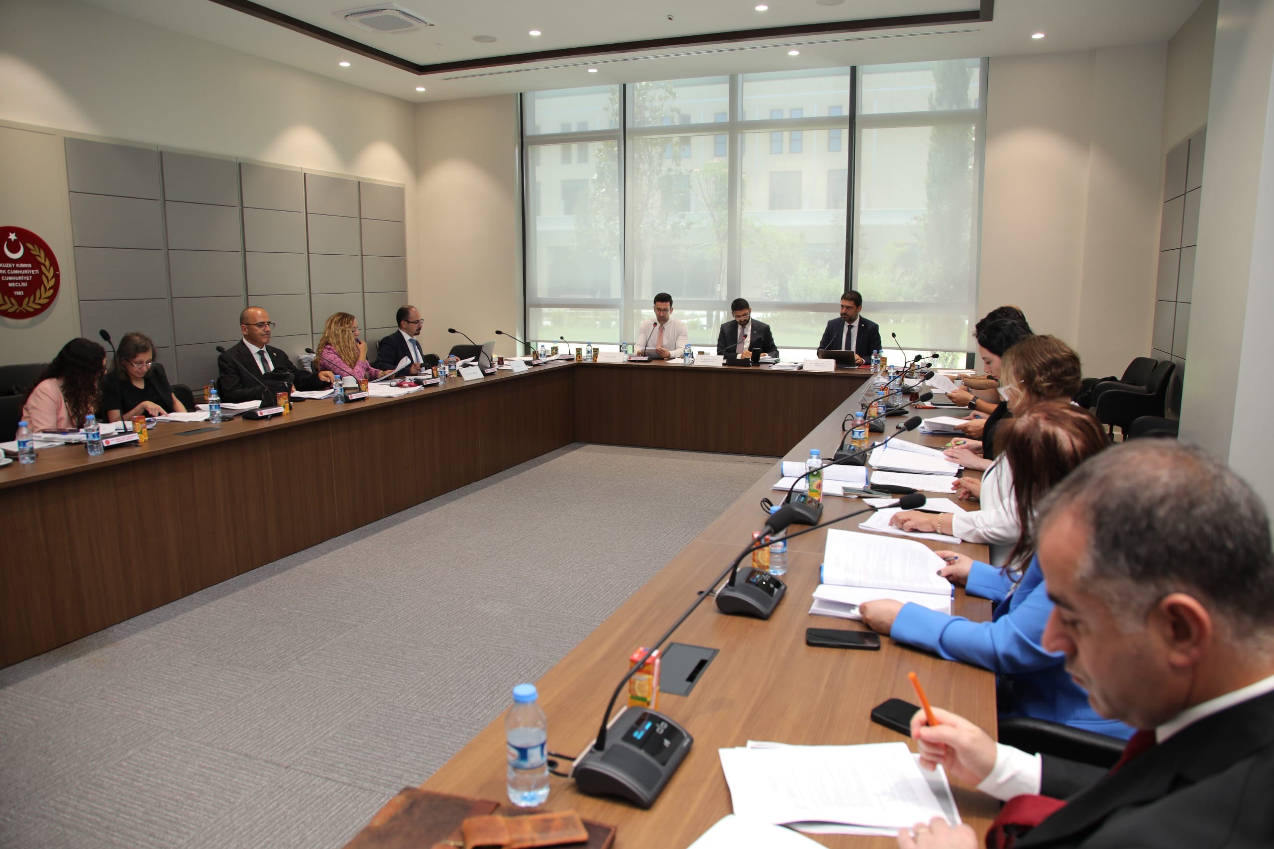 İdari, Kamu ve Sağlık İşleri Komitesi, bir yasa tasarısı ve bir yasa önerisini Genel Kurul’a sevk etti – BRTK