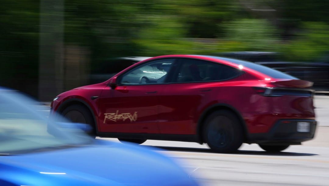 Musk yine hüsrana uğradı, Robotaxi sınıfta kaldı: Hız sınırını aştı, yanlış şeride girdi – Son Dakika Teknoloji Haberleri