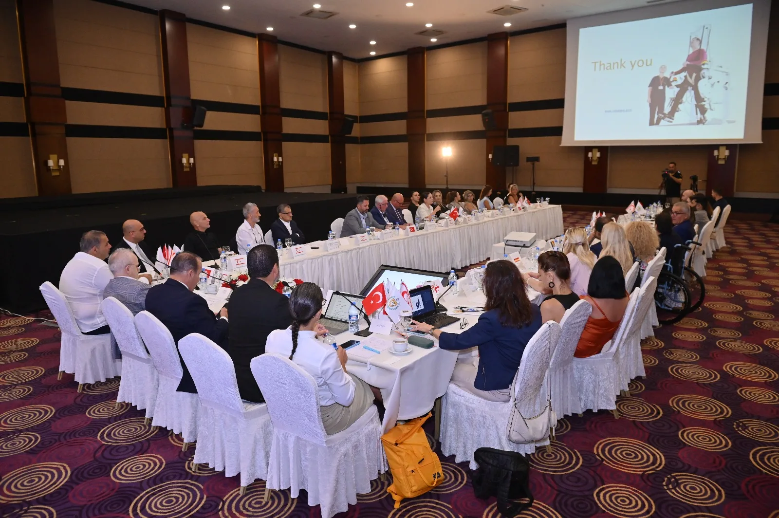 Sağlık turizmi toplantısı yabancı delegelerin katılımıyla yapıldı – BRTK