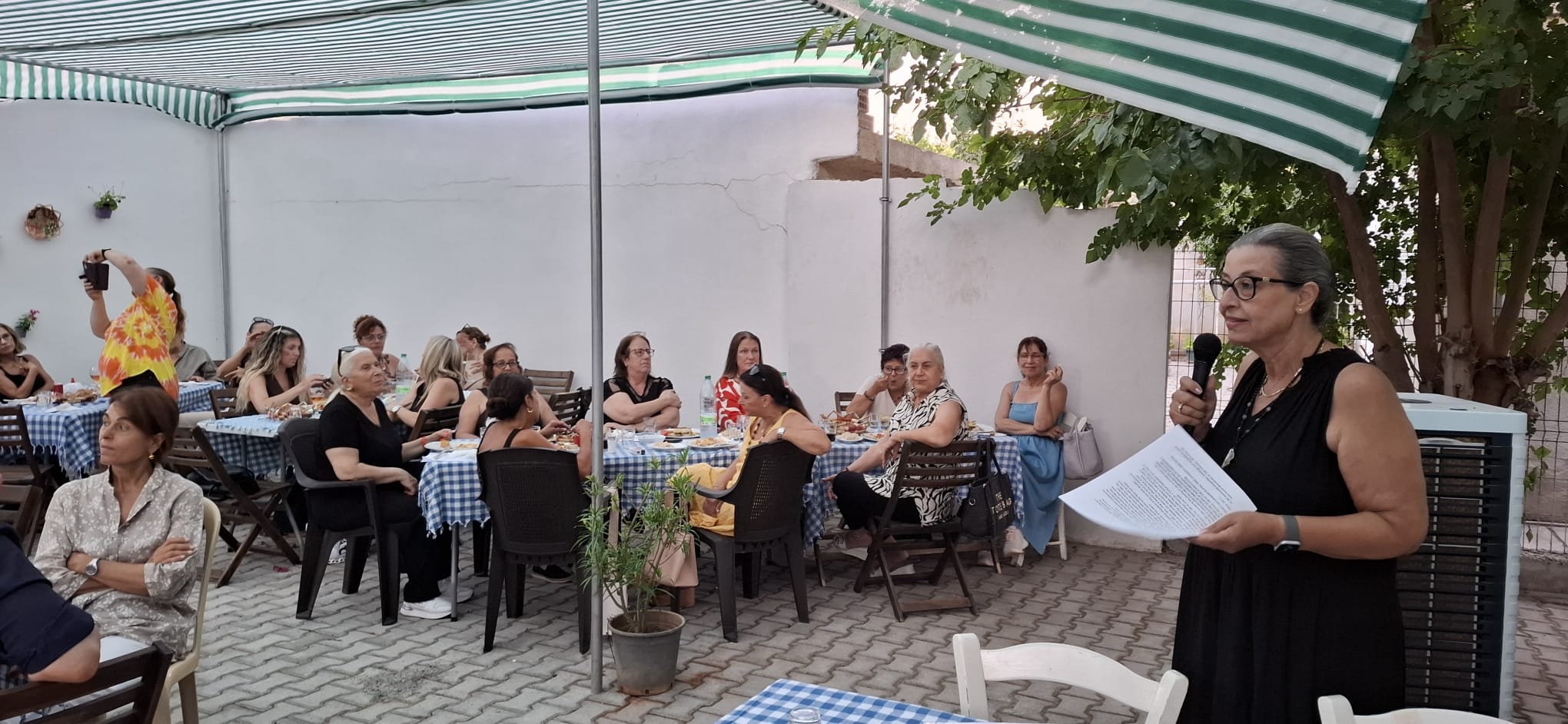 “Toplumlararası Kadınlar Yürüyor ve Görüşüyor” etkinliğinde “Mülkiyet” konuşuldu – BRTK