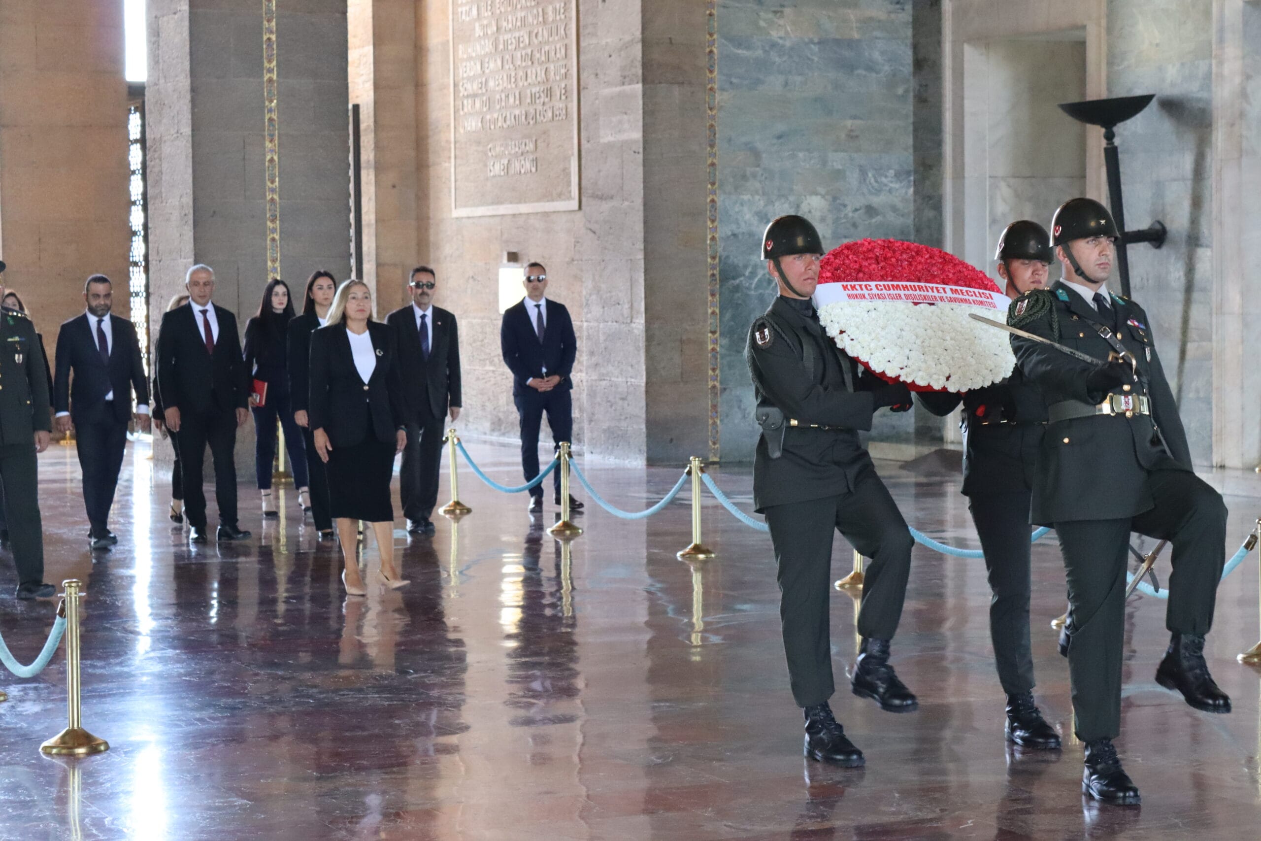 Meclis Komitesi heyetinden Anıtkabir’e ziyaret – BRTK