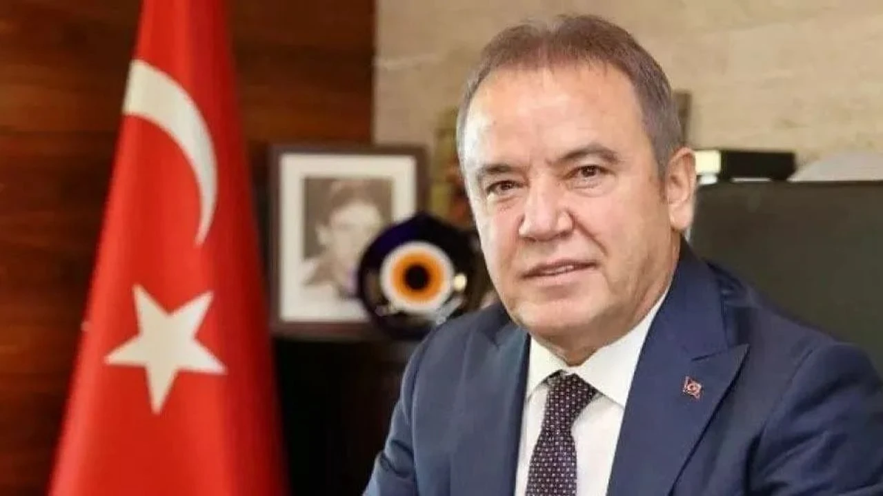 Antalya Büyükşehir Belediye Başkanı Böcek gözaltına alındı – BRTK