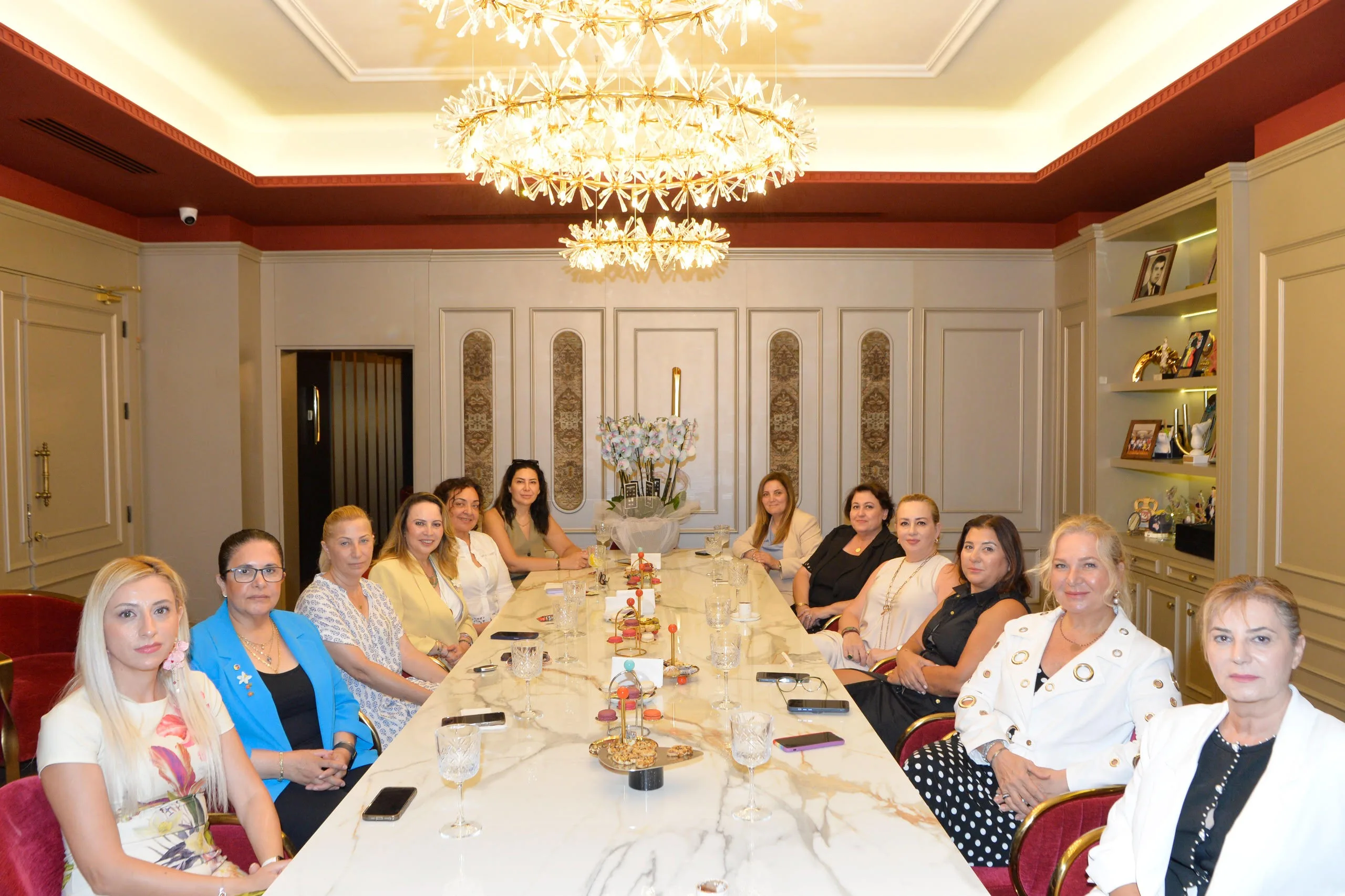 Sibel Tatar, GİKAD ve Gİ-KA KOOP başkan ve yönetim kurulu üyeleriyle görüştü – BRTK