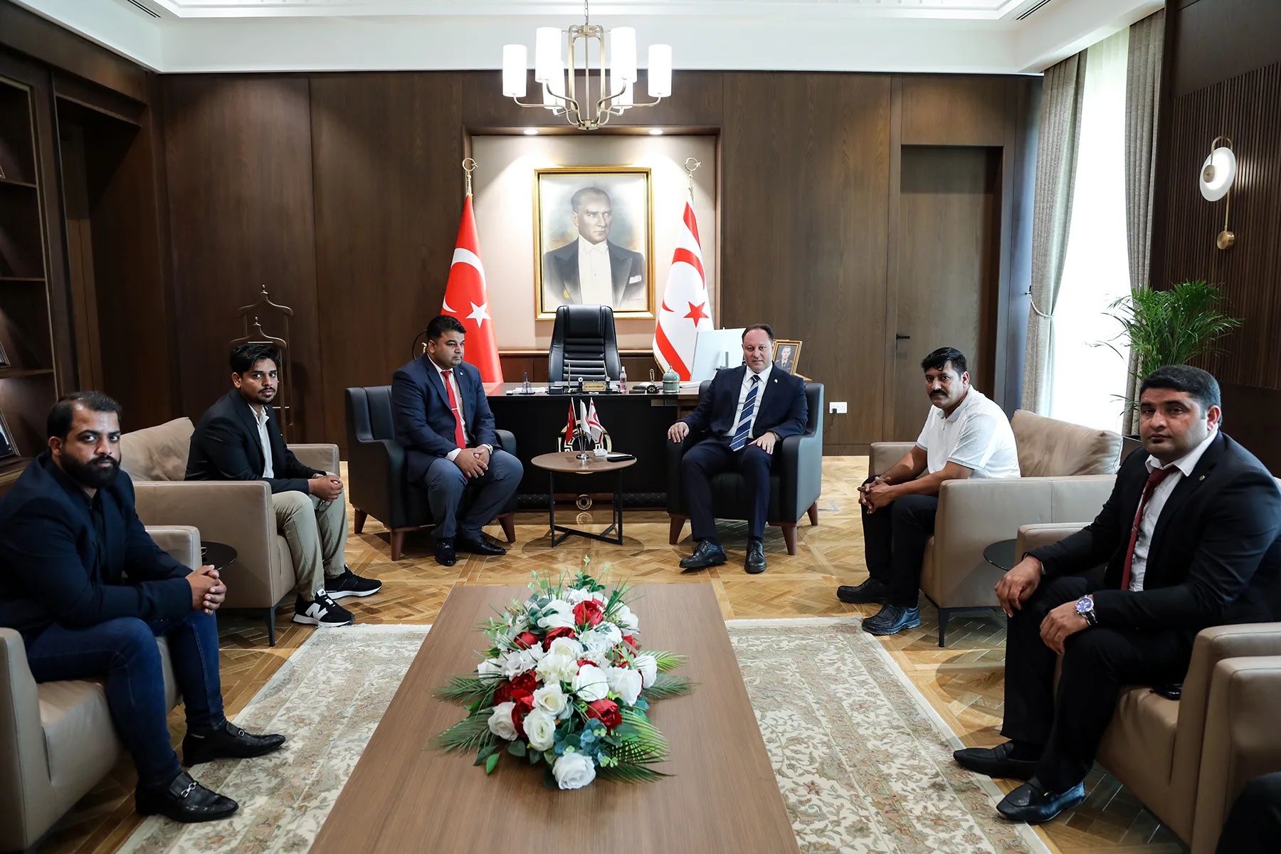 Öztürkler Pakistan Kültür ve Dayanışma Derneği heyetini kabul etti – BRTK