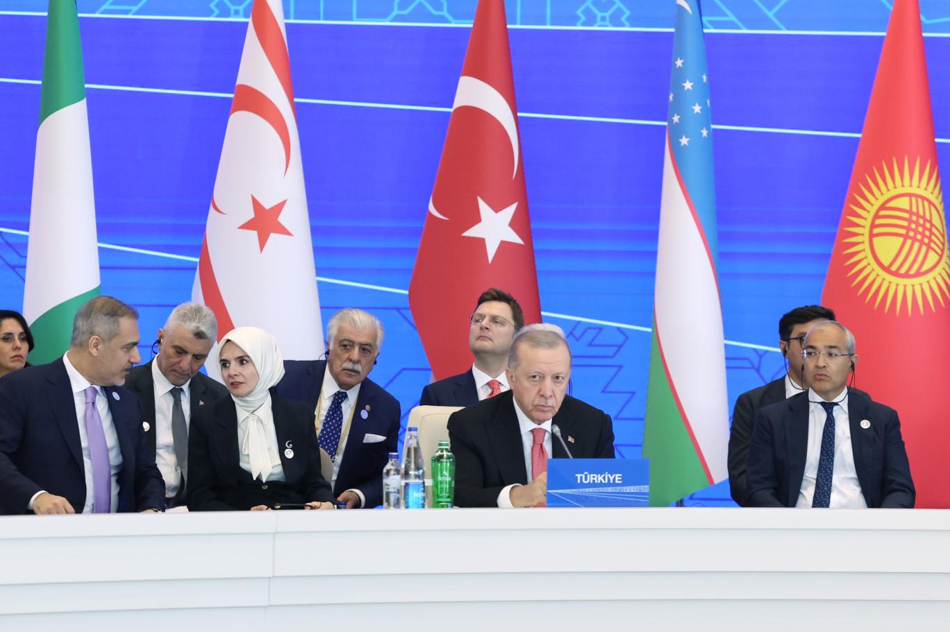 TC Cumhurbaşkanı Erdoğan:Kıbrıs Türkleri ile spordan kültüre, ekonomiden turizme kadar çeşitli alanlarda ilişkilerinizi geliştirmenizi bekliyorum – BRTK