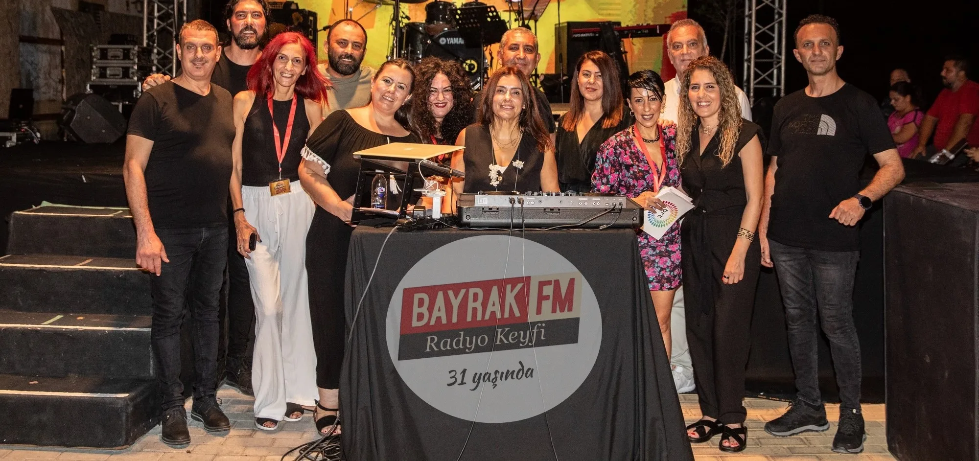 Bayrak FM 31 yaşında..BRTK Müdürü Özkurt:”Sadece bir radyo değil,bir yaşam tarzı ve büyük bir aile” – BRTK