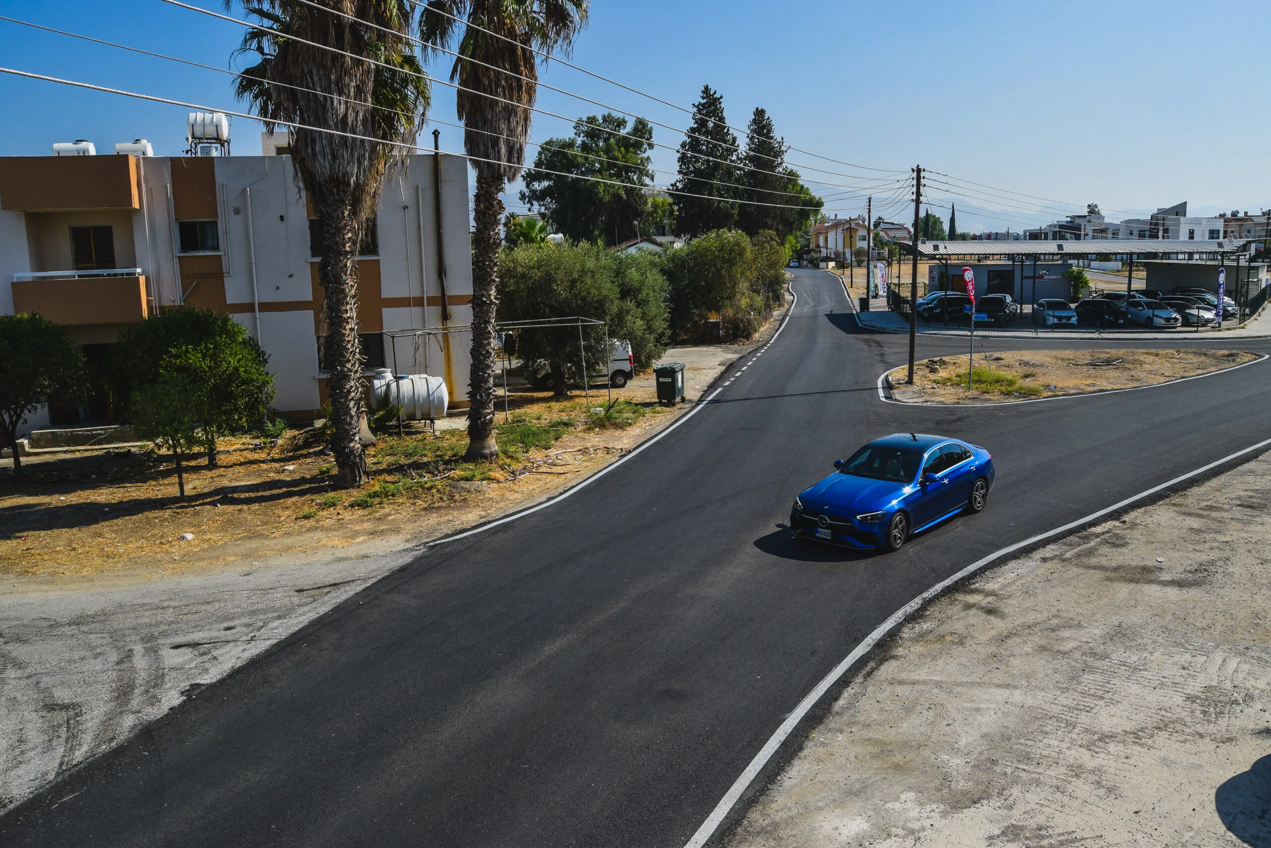 Lefkoşa’da asfaltlama çalışmaları tüm hızıyla devam ediyor – BRTK