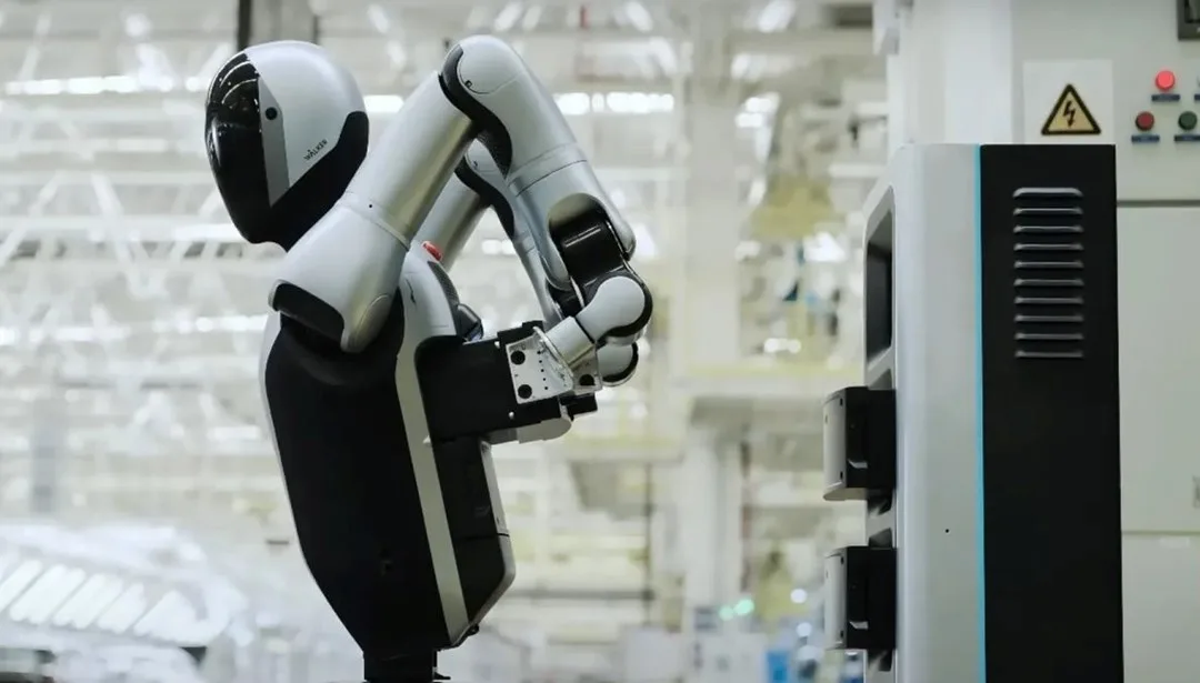 Dünyada ilk: İnsansı robot kendi bataryasını değiştirirken görüntülendi – Son Dakika Teknoloji Haberleri