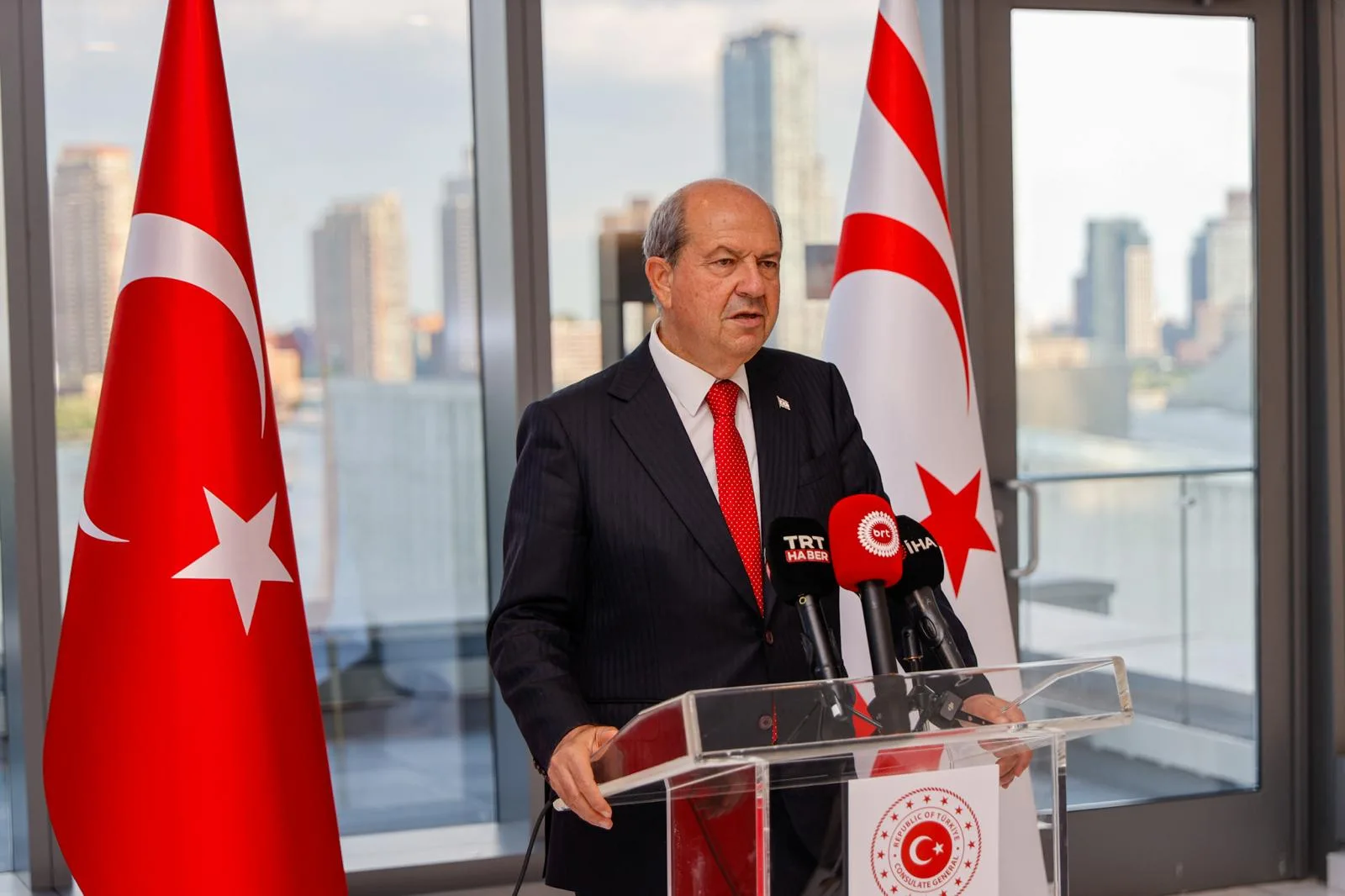 Cumhurbaşkanı Ersin Tatar, BM Merkezi’nde ve Türkevi’nde basın toplantısı düzenledi:“New York’ta altı yeni iş birliği önerisi sunduk, dört girişim için çalışmalara başlayacağız” – BRTK