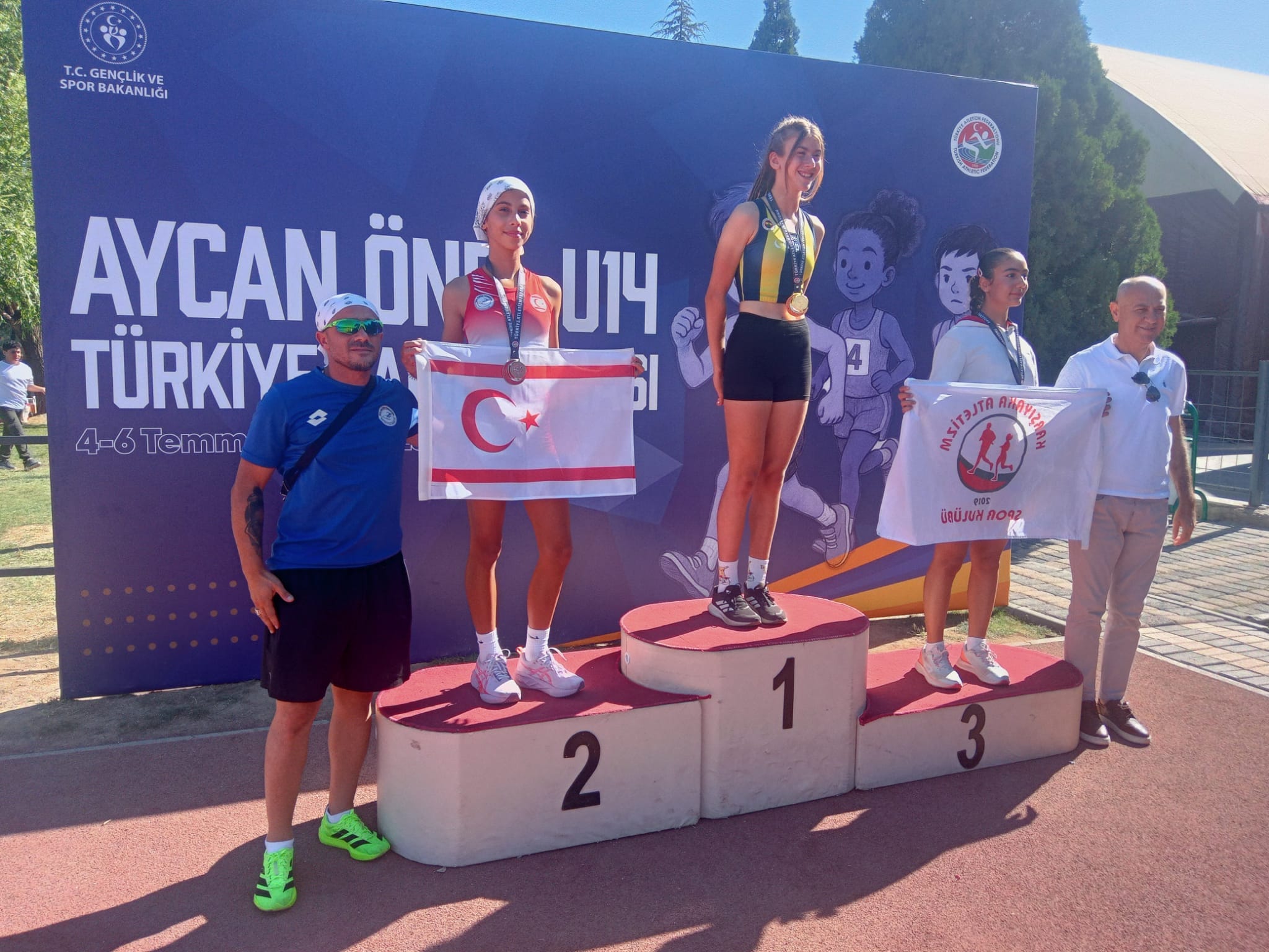Aycan Önel U14 Türkiye Şampiyonası’nda Kumsal Arsal, 200 metre branşında Türkiye ikincisi oldu – BRTK