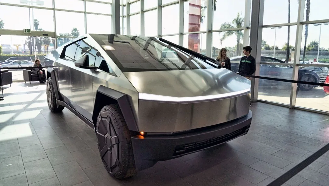 2 hafta şarjda bıraktı, elektrikli aracı bozuldu