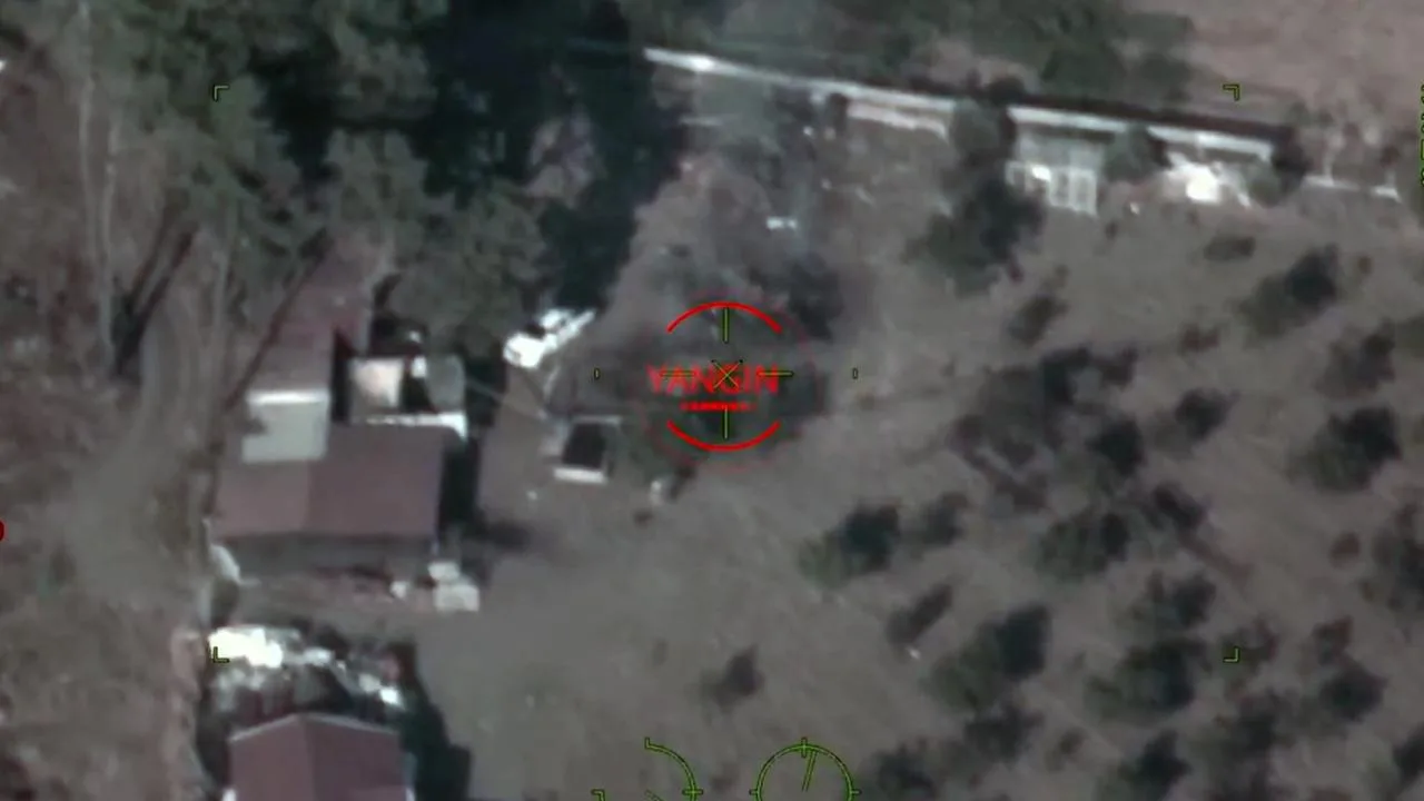 Bayraktar TB2 İHA yakılan ateşi tespit edip orman yangınını önledi