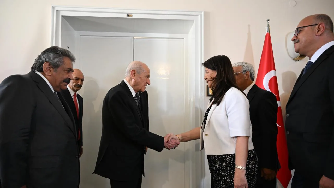 MHP Genel Başkanı Bahçeli, DEM Parti heyetiyle görüştü