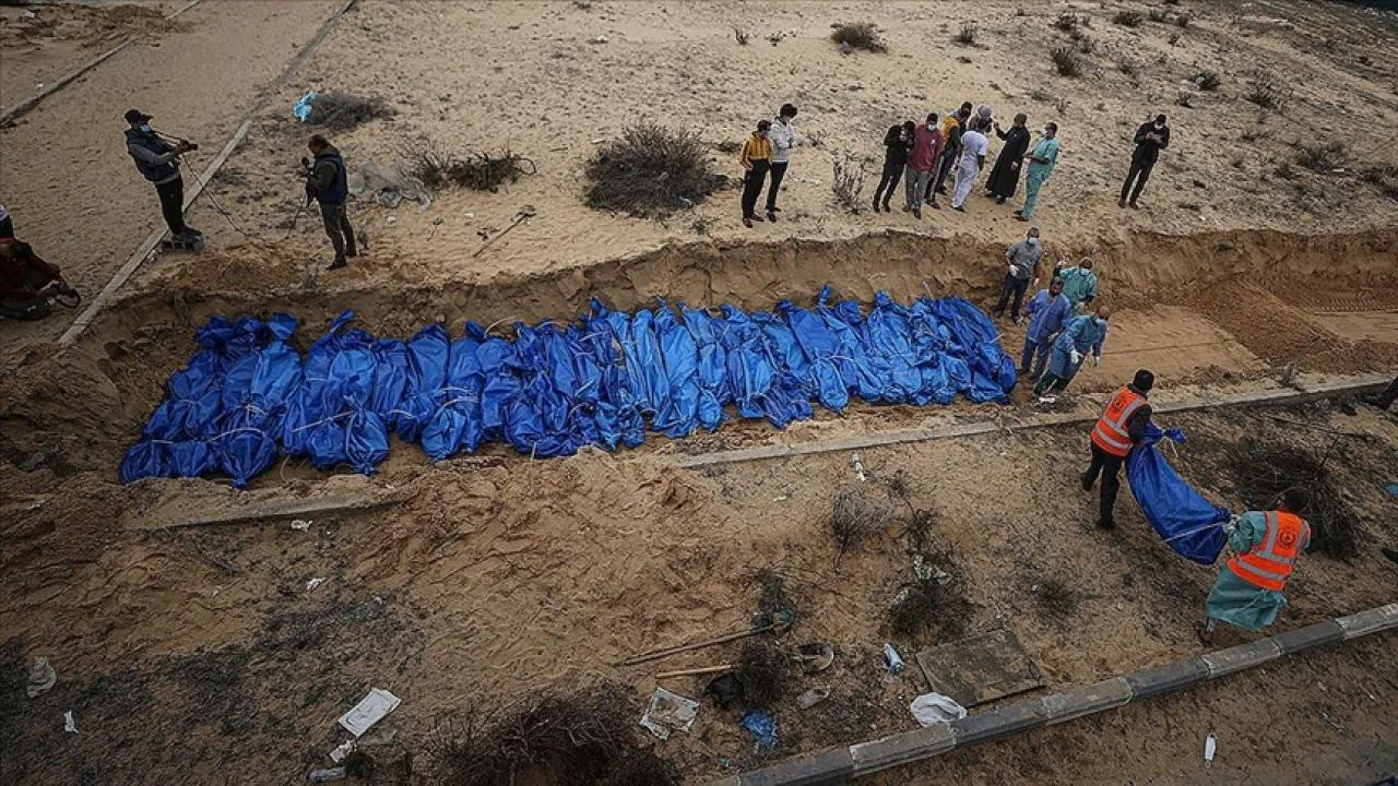 İsrail barbarlığı: Gazze’de artık cenazeler bile hedefte