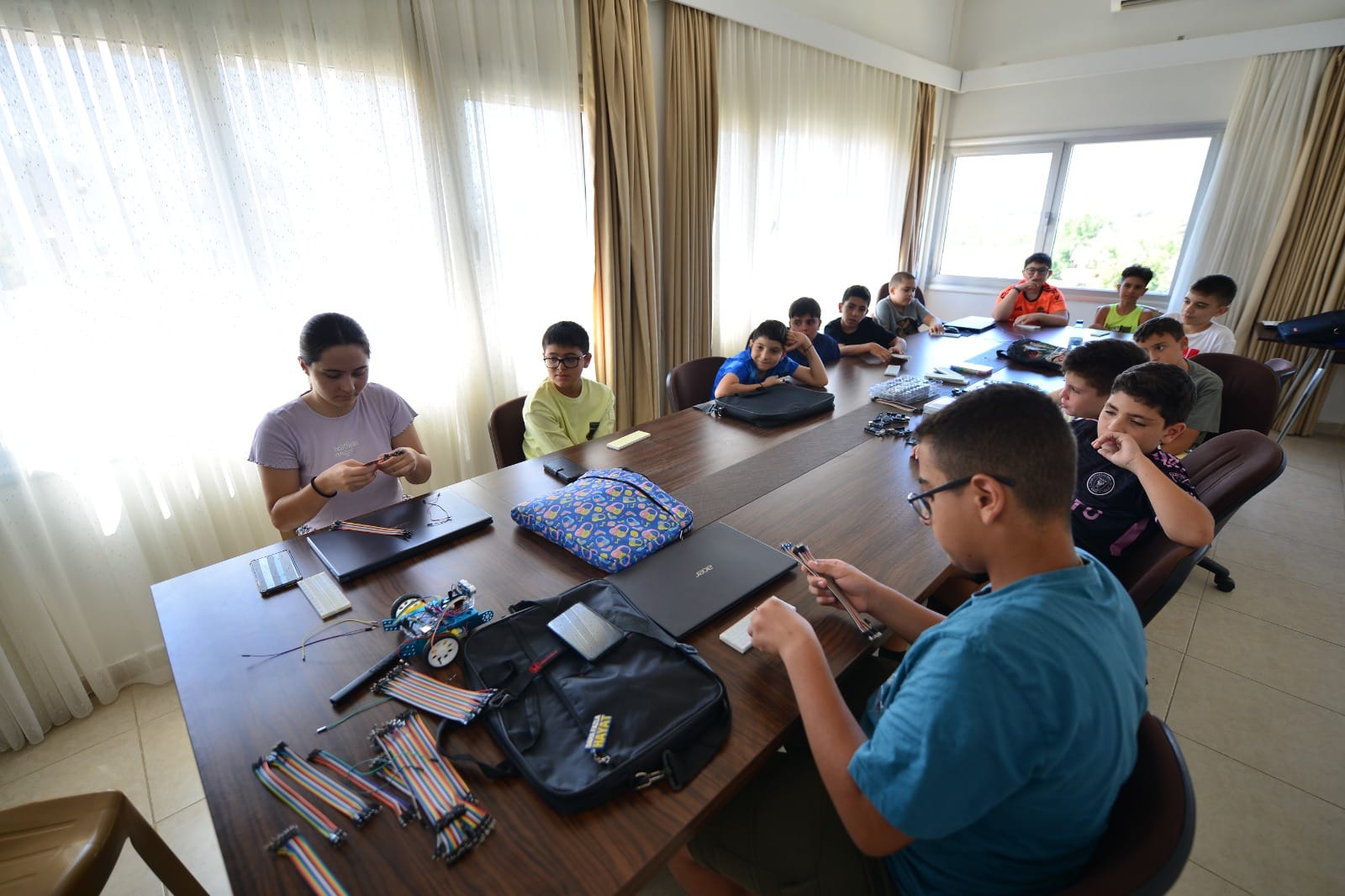 Lefke’de robotik kodlama eğitimi düzenlendi – BRTK