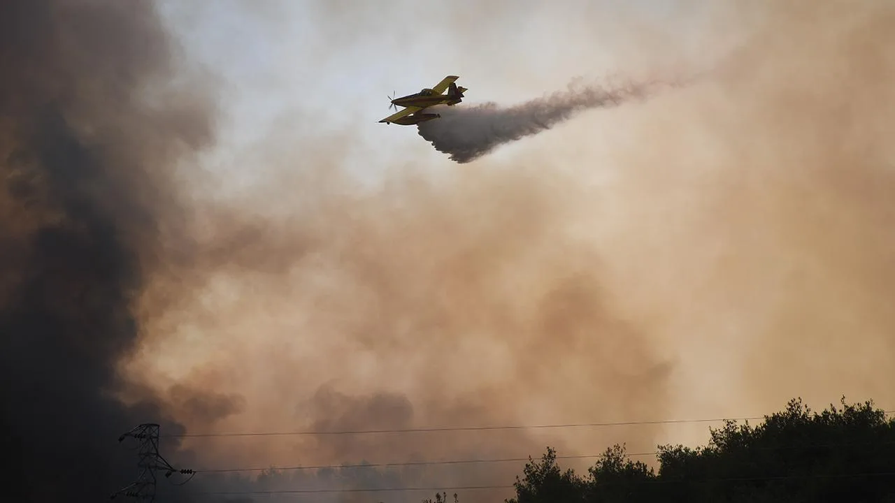 Bakan Yumaklı: Afyonkarahisar’a ulaşan orman yangınları kontrol altına alındı