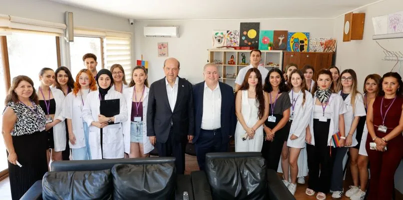 Cumhurbaşkanı Tatar, Pembe Köşk Psikiyatri Hastanesi’ni ziyaret etti – BRTK