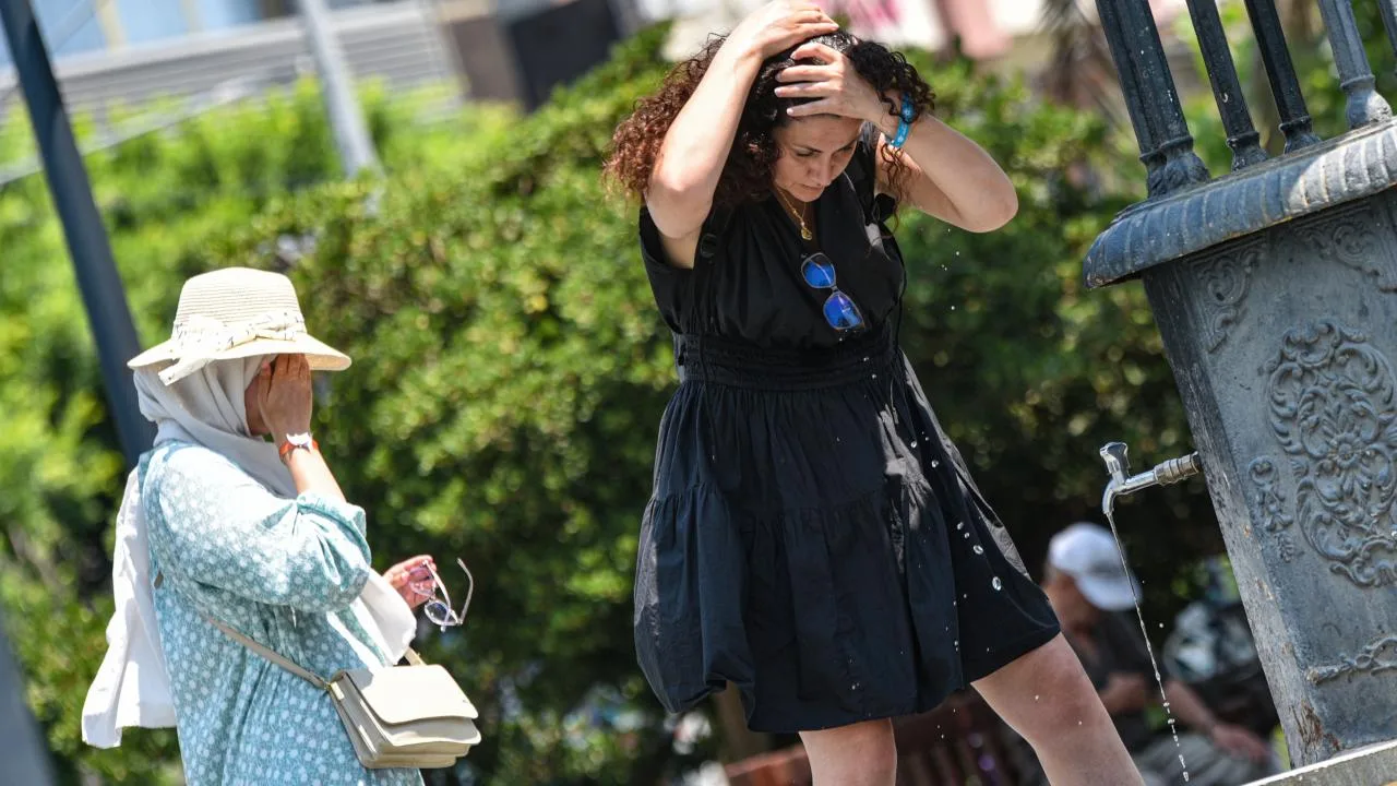 Türkiye kavruluyor: 31 ilde sıcaklıklar 40 dereceyi aştı