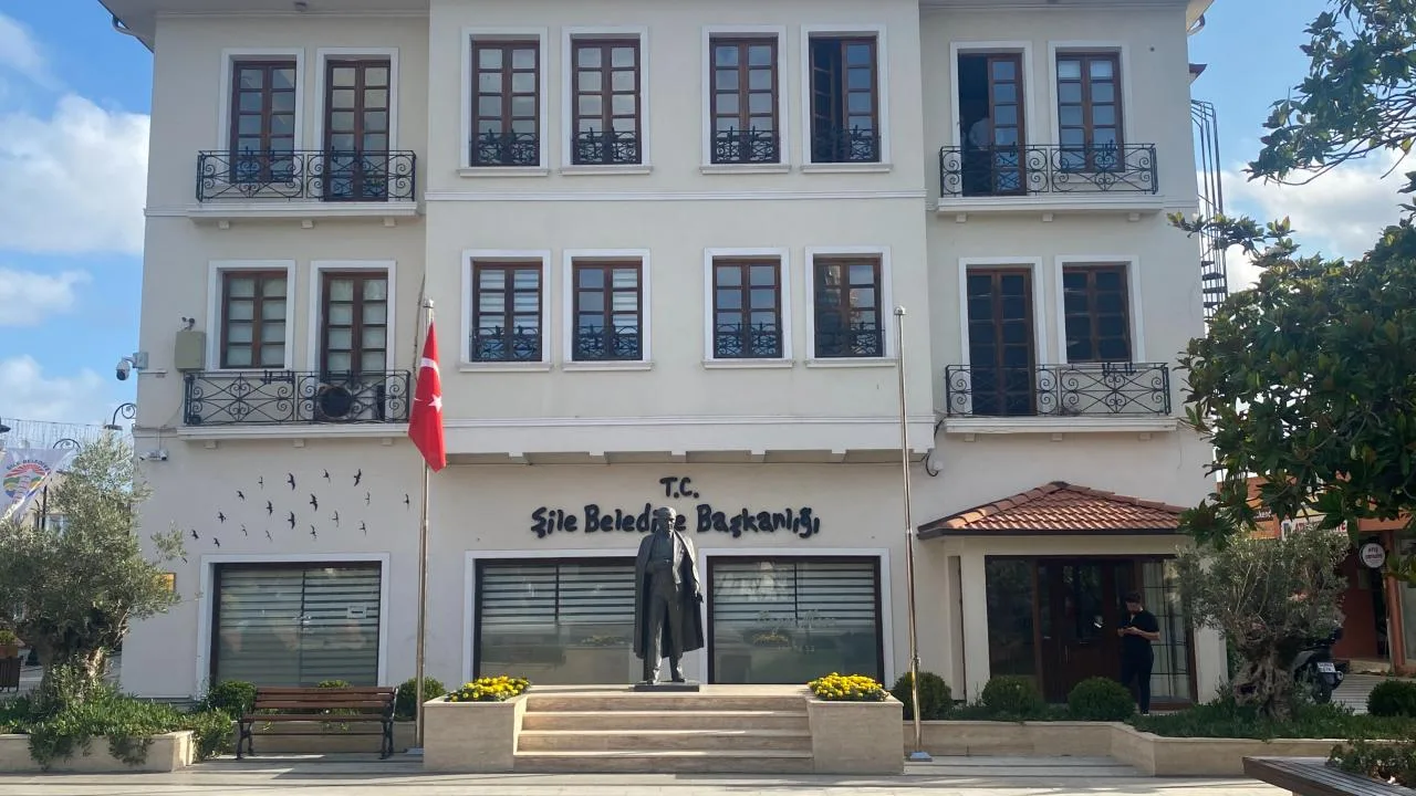 Şile Belediye Başkanı Kabadayı’nın da arasında bulunduğu 5 şüpheli tutuklandı