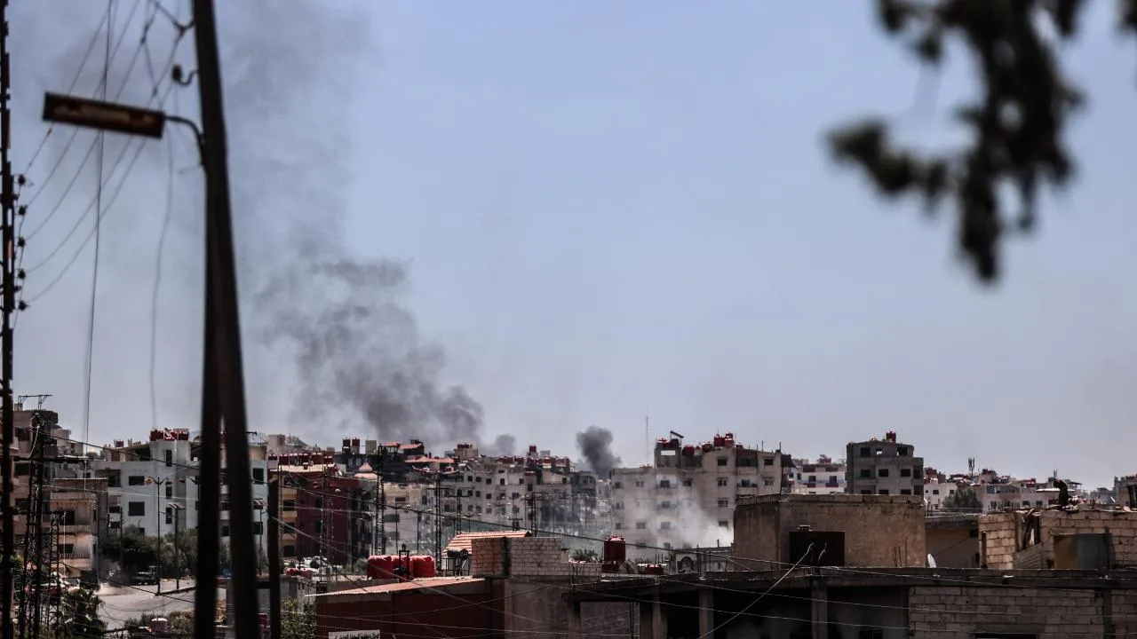 Katil İsrail yine Suriye'ye saldırdı