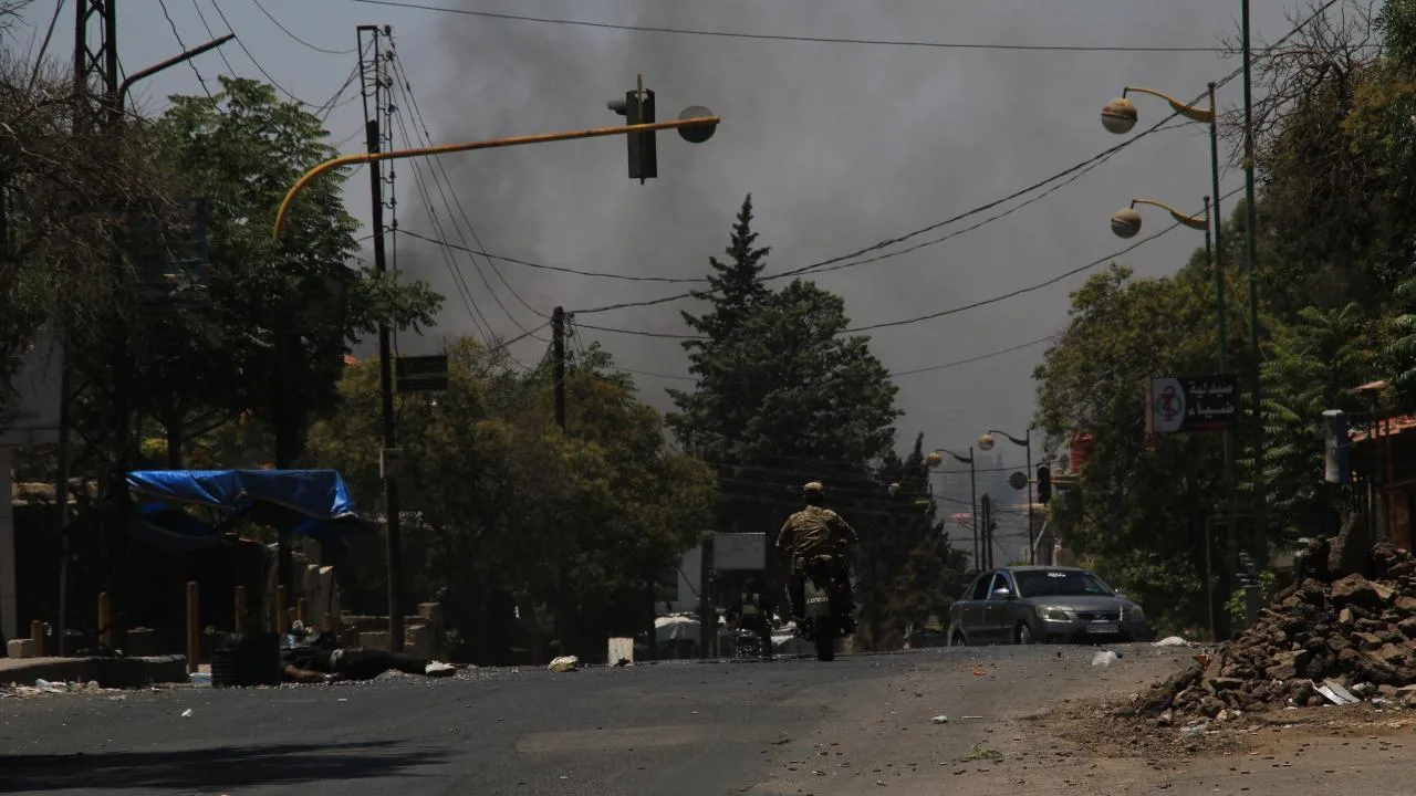 İşgalci İsrail, Suriye’ye karşı saldırılarını sürdürdüğünü duyurdu