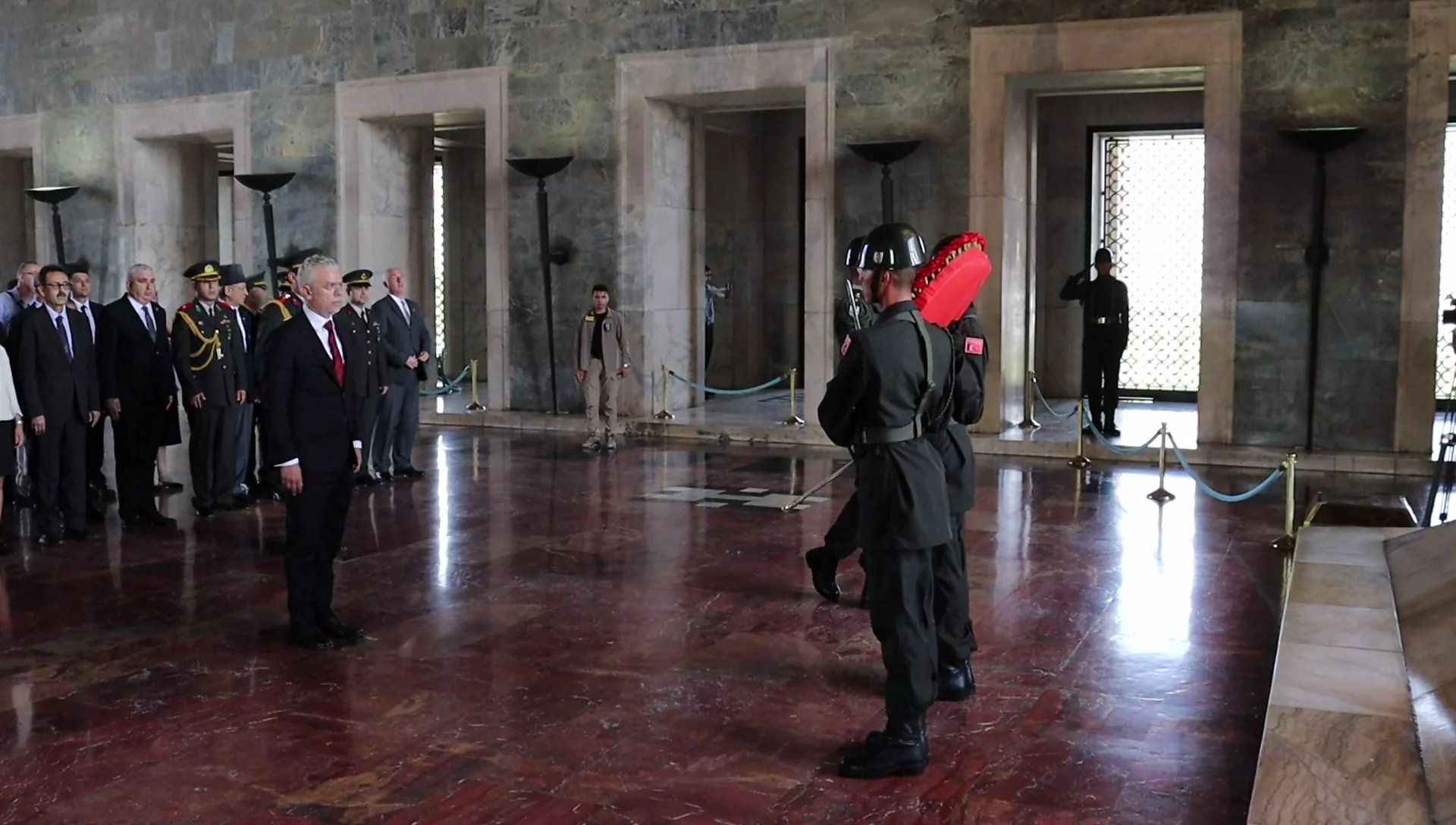 20 Temmuz Barış ve Özgürlük Bayramı Ankara’da da kutlanıyor…Büyükelçi Korukoğlu,Anıtkabir’i ziyaret etti – BRTK