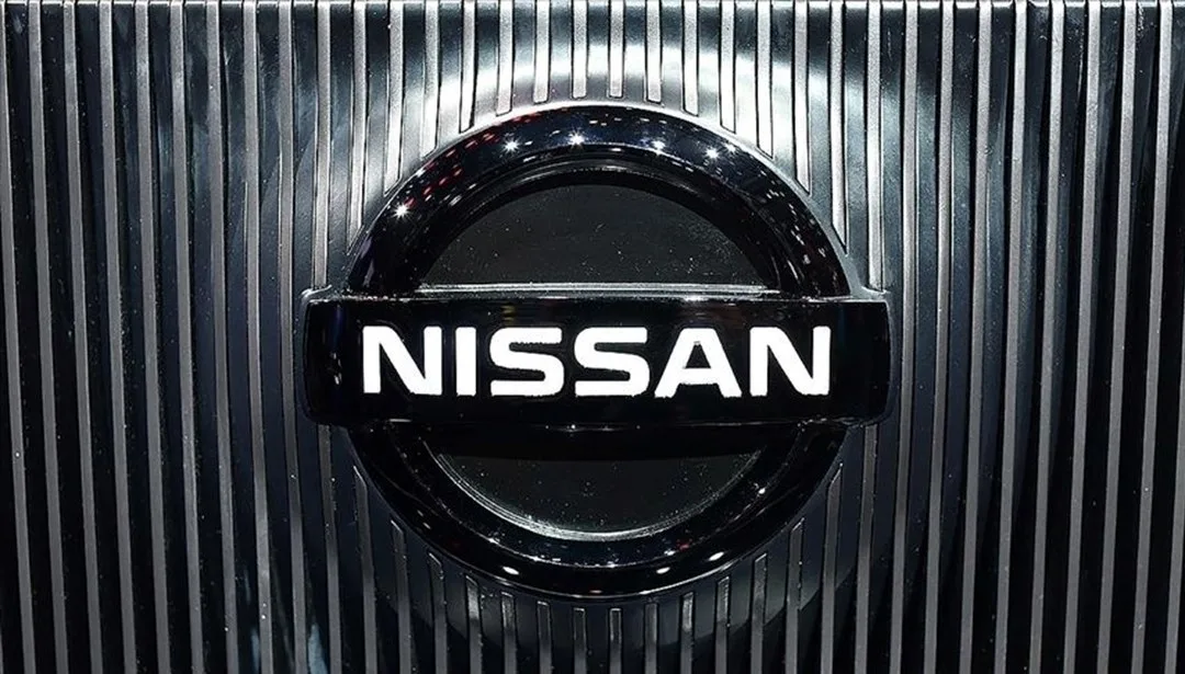 Nissan’a bir darbe de Mercedes’ten