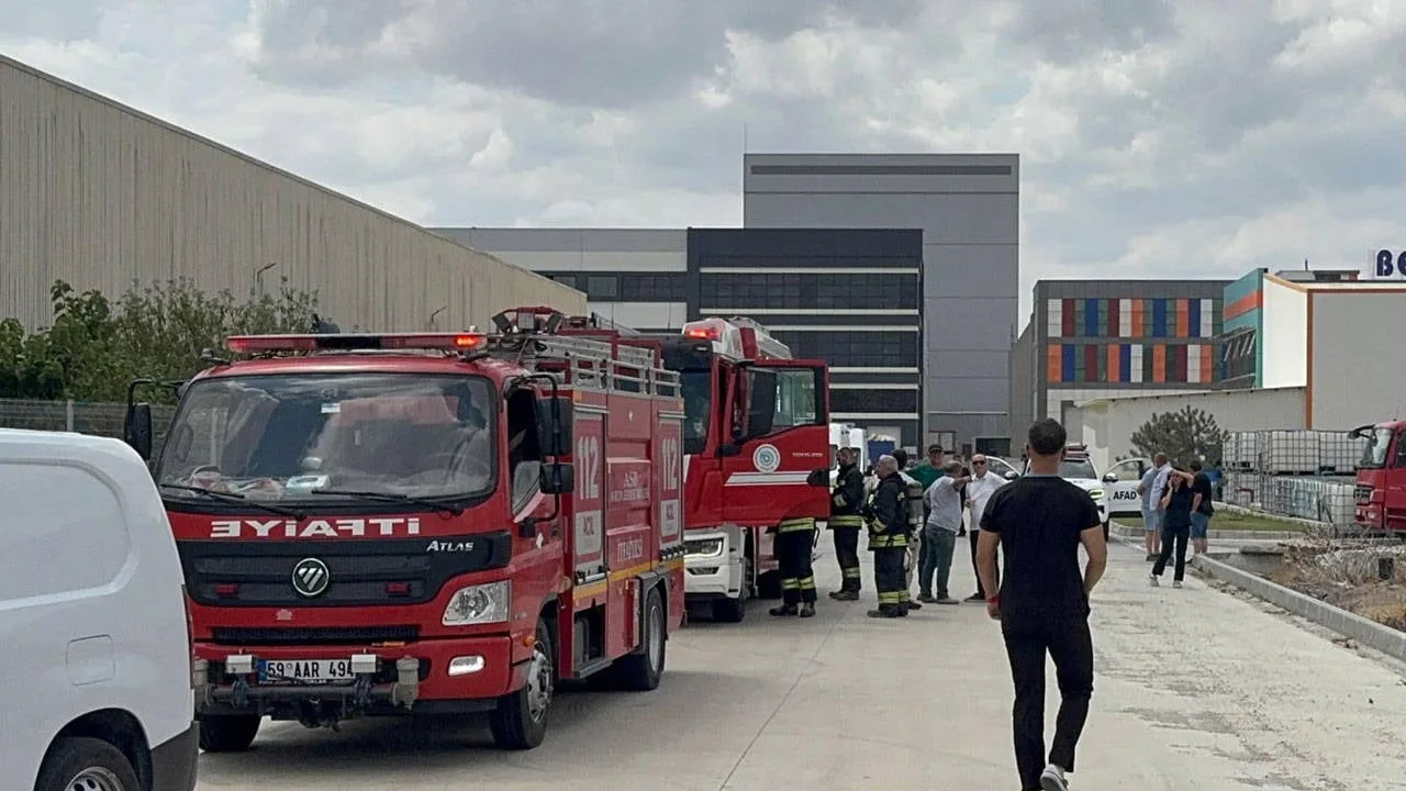 Tekirdağ’da anestezi gazı üreten fabrikada meydana gelen patlamada 2 işçi öldü – BRTK