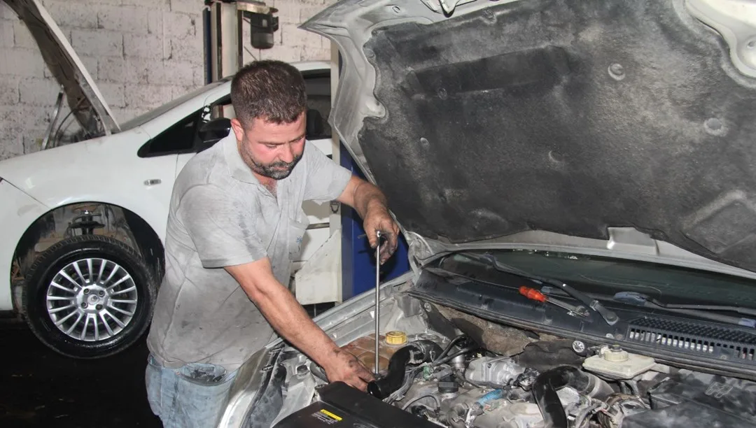 50 bin TL’ye çalıştıracak eleman bulamıyor: “Çok kirli, yağlı ve ağır iş” – Son Dakika Türkiye Haberleri