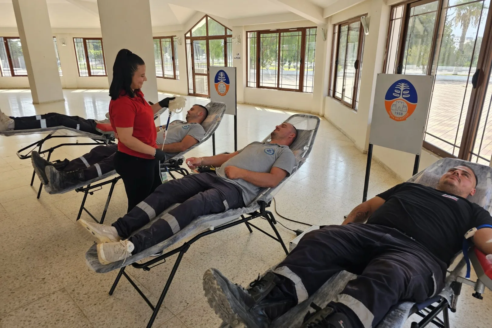 İskele Belediyesi ile Kıbrıs Türk Kızılayı’nın düzenlediği bağış kampanyasında 36 ünite kan toplandı – BRTK