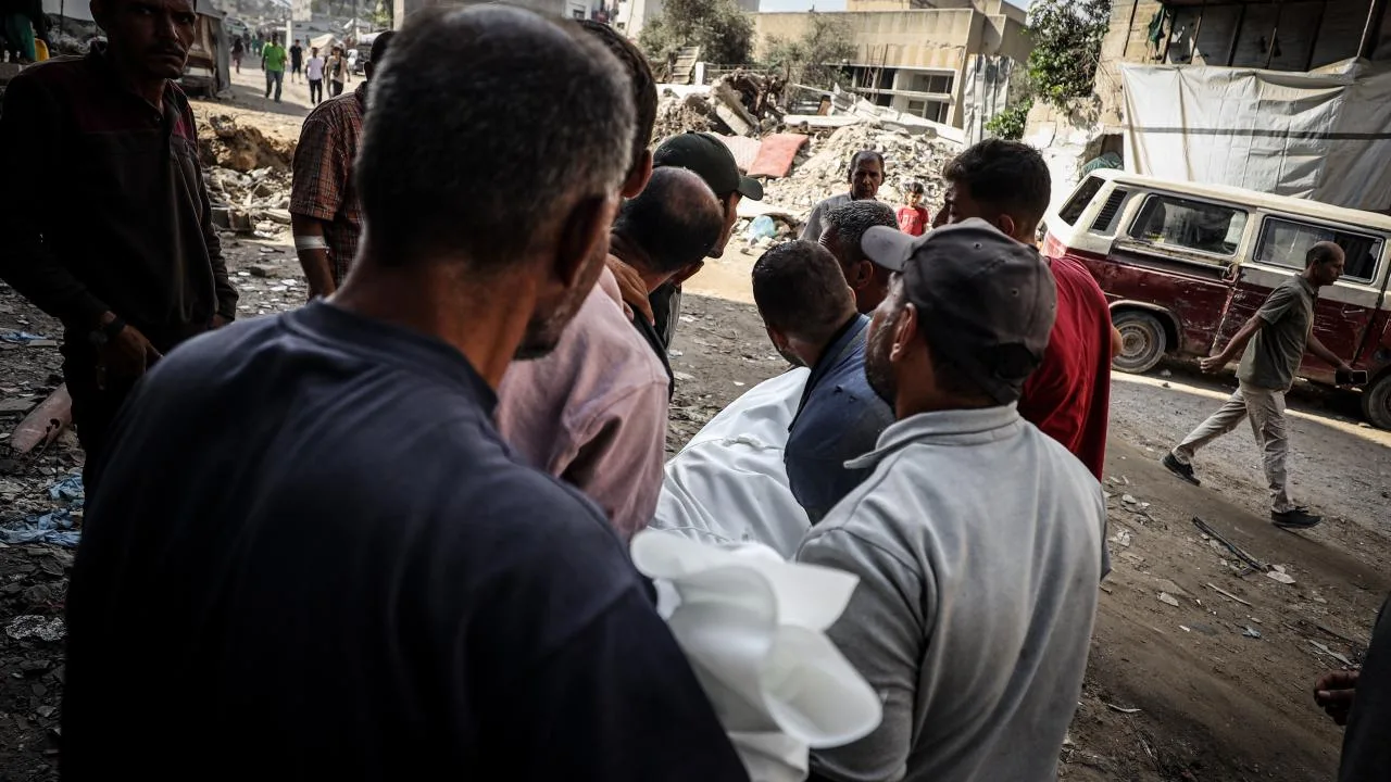 Soykırımcı İsrail’in Gazze’ye saldırılarında can kaybı 61 bini aştı