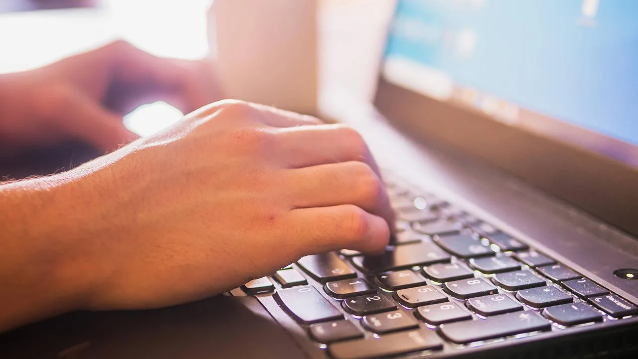 Yargıtay: Açık hesaptaki fotoğrafı paylaşmak “kişisel veri ihlali”