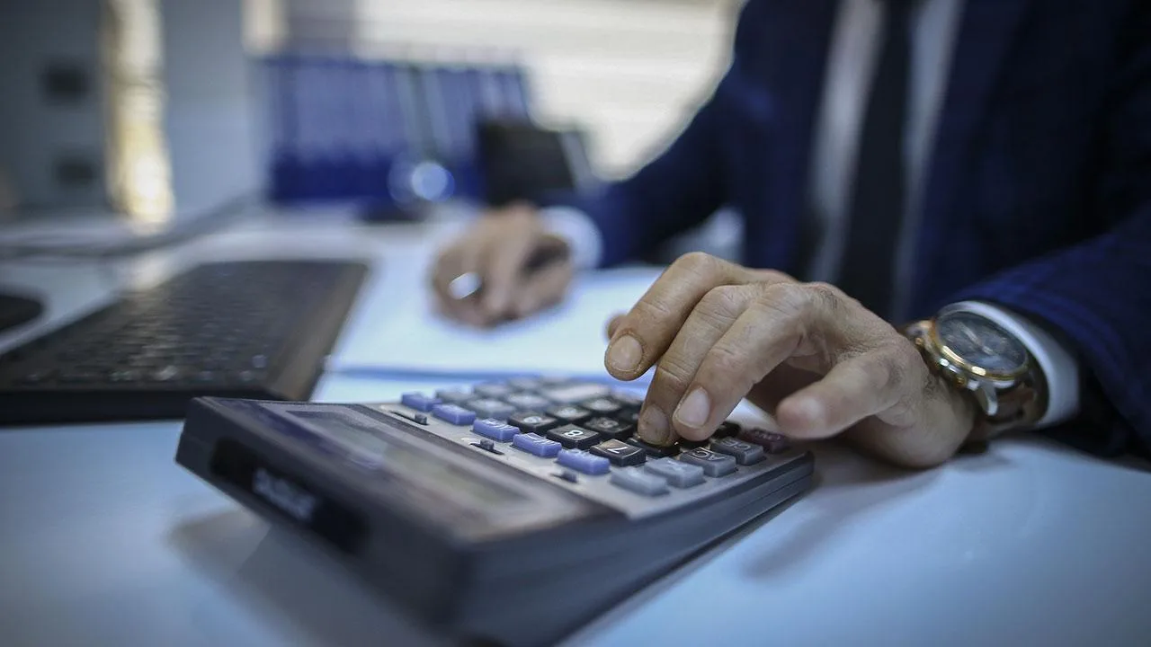 Memurun toplu sözleşme görüşmeleri sürüyor