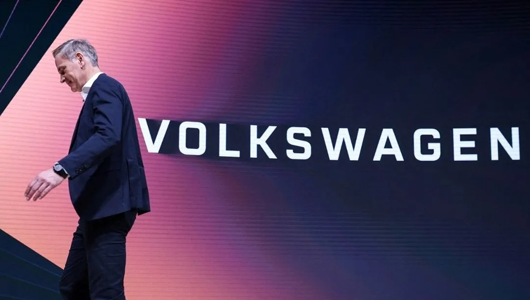 İki otomobil devinin yöneticisiydi: Çift rolü sonlanıyor