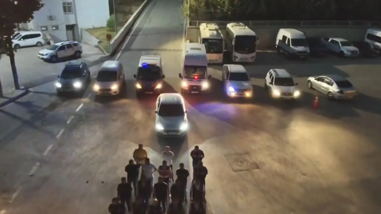 6 ilde suç örgütlerine operasyon: 1 milyar liralık işlem hacmi bulunuyordu