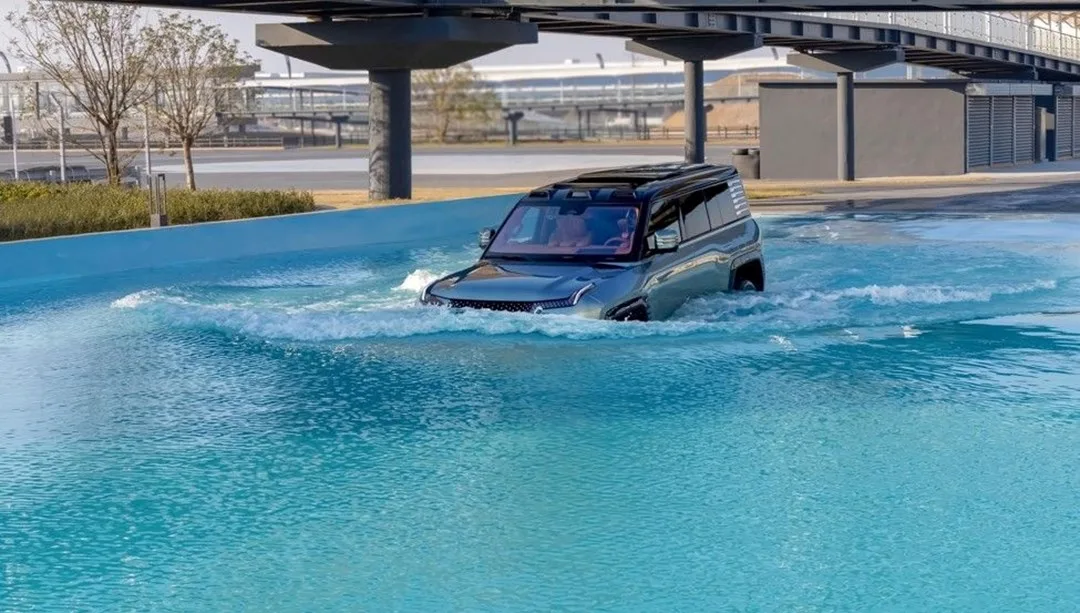 BYD bunu da yaptı… Girişi 3400 lira oldu… Su, kum, hız hepsi serbest